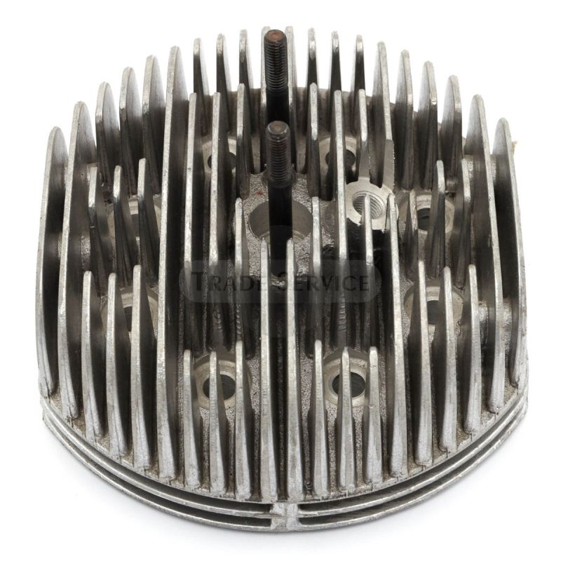 09800 TZ4K hengerfej /csavarokkal/ régi típus